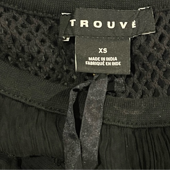 NEW Trouve Sleeveless Top Sheer Mesh Textured Layers Going Out Top Black | XS - Picture 10 of 11